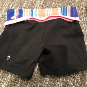 IVIVVA SHORTS
